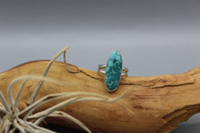 Load image into Gallery viewer, Elongated Turquoise - Sz 9