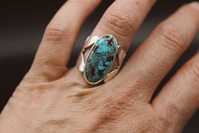 Load image into Gallery viewer, Butterfly Turquoise - Sz 6.25