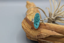 Load image into Gallery viewer, Elongated Turquoise - Sz 9
